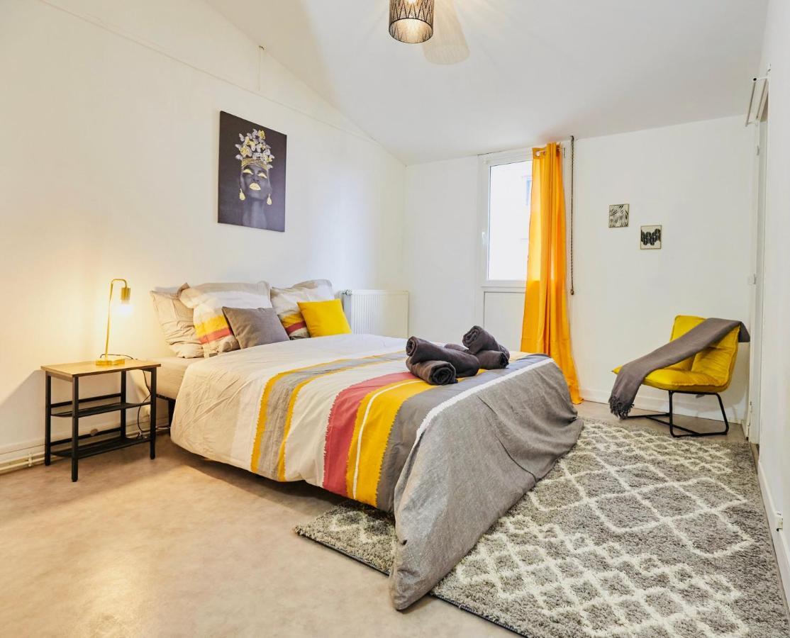 Mona Lisa : Superbe Loft centre ville - Parking gratuit - Wifi ultra rapide-Appareil Massage-Netflix-Jeu société Troyes Exterior foto